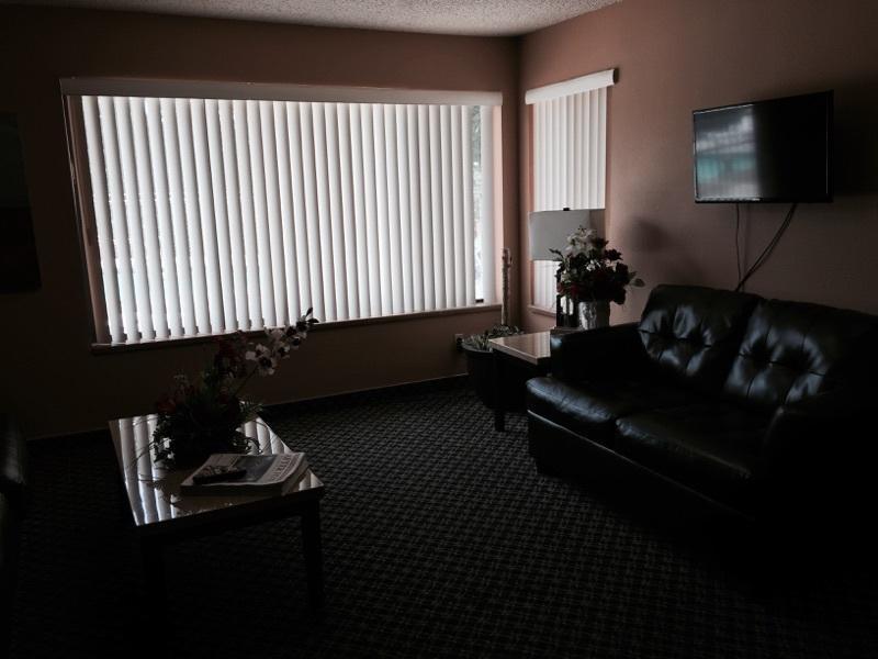 Super 8 By Wyndham Redding Hotel Buitenkant foto